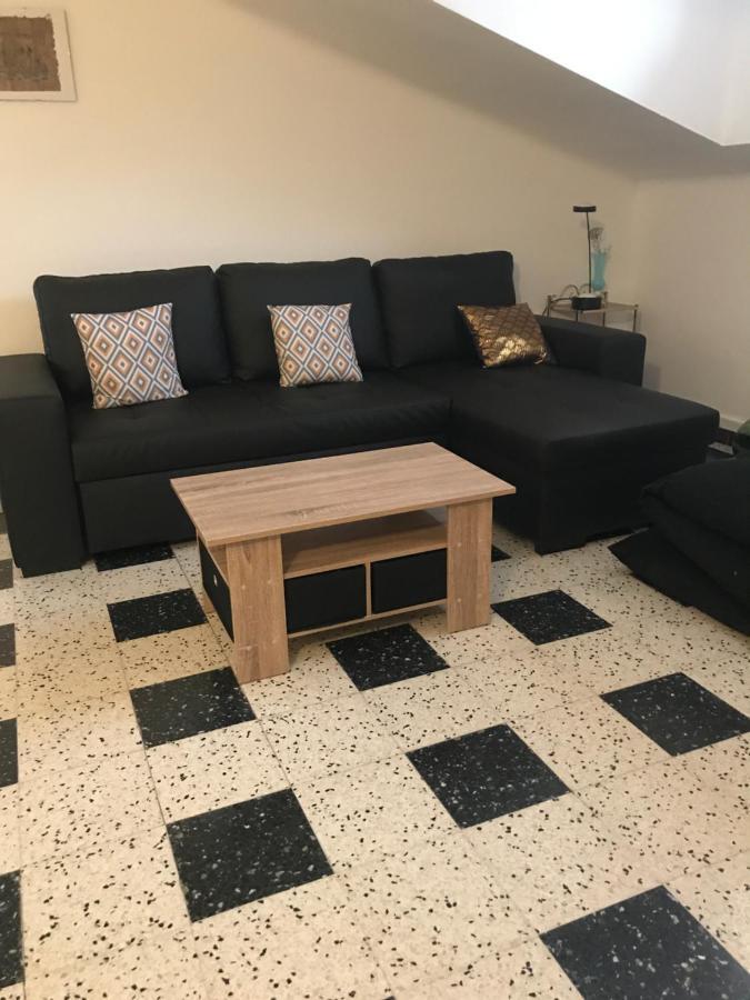 Meuble Trois Etoiles Au Premier Etage D'Une Maison Typique サン・シプリアン エクステリア 写真